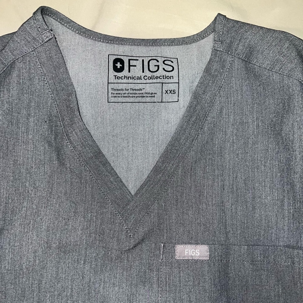 Figs Scrub Set - Picture 3 of 4